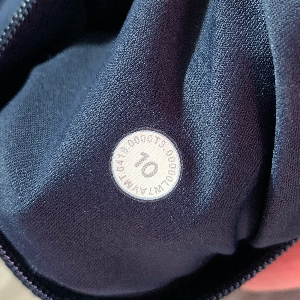 Lululemon Speed Up Short Long *4" Updated Fit - Picture 2 of 2